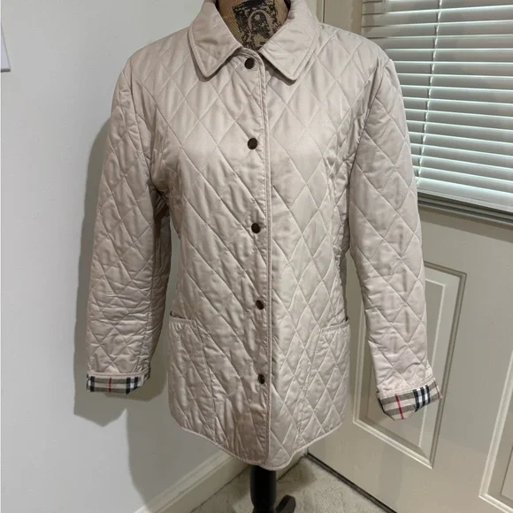 Burberry Women's Quilted Jacket - Cream size Large - Picture 1 of 11